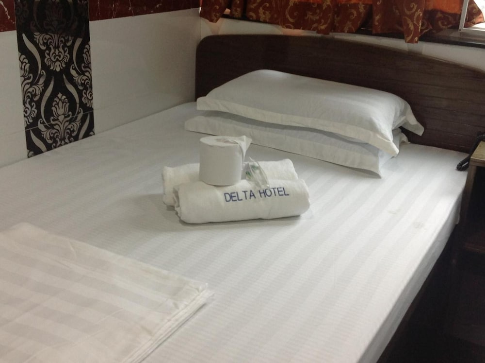 Woodstock Hostel 11/52