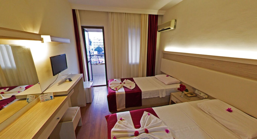 Portofino Hotel 17/50