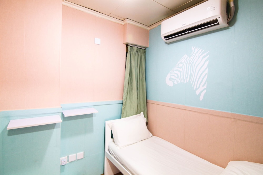 Tempo Inn-Cozy@National Court 10/63