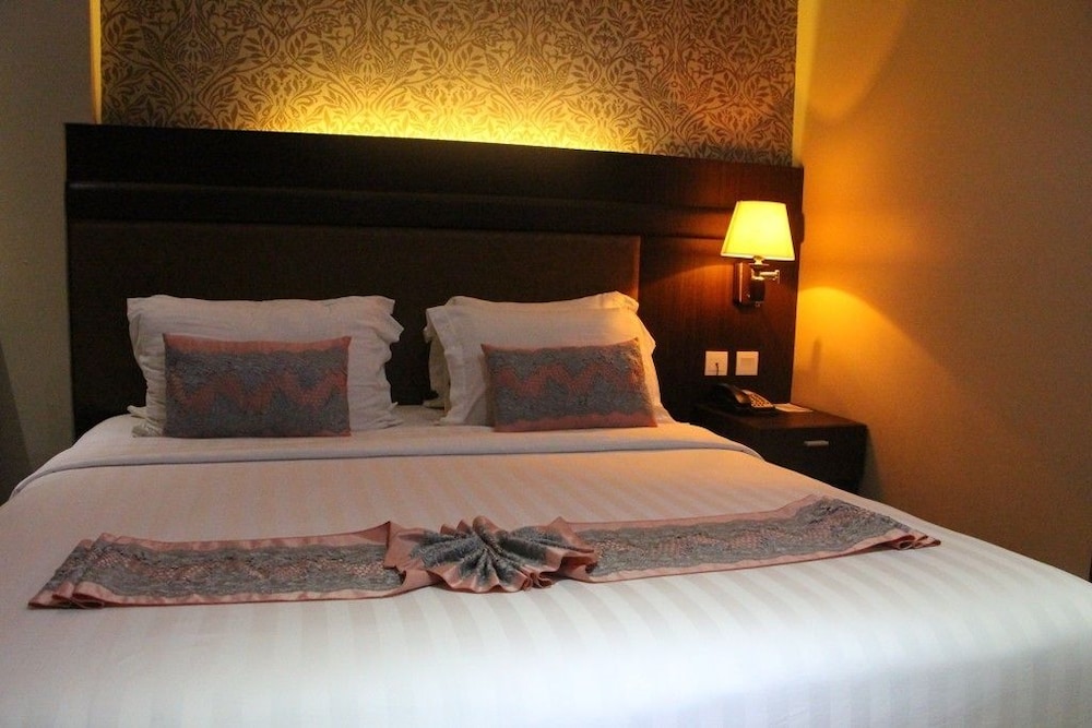 THE BELAGRI HOTEL AND CONVENTION 21/62