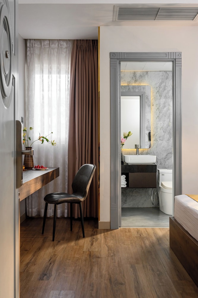 Acnos Hotel 29/50