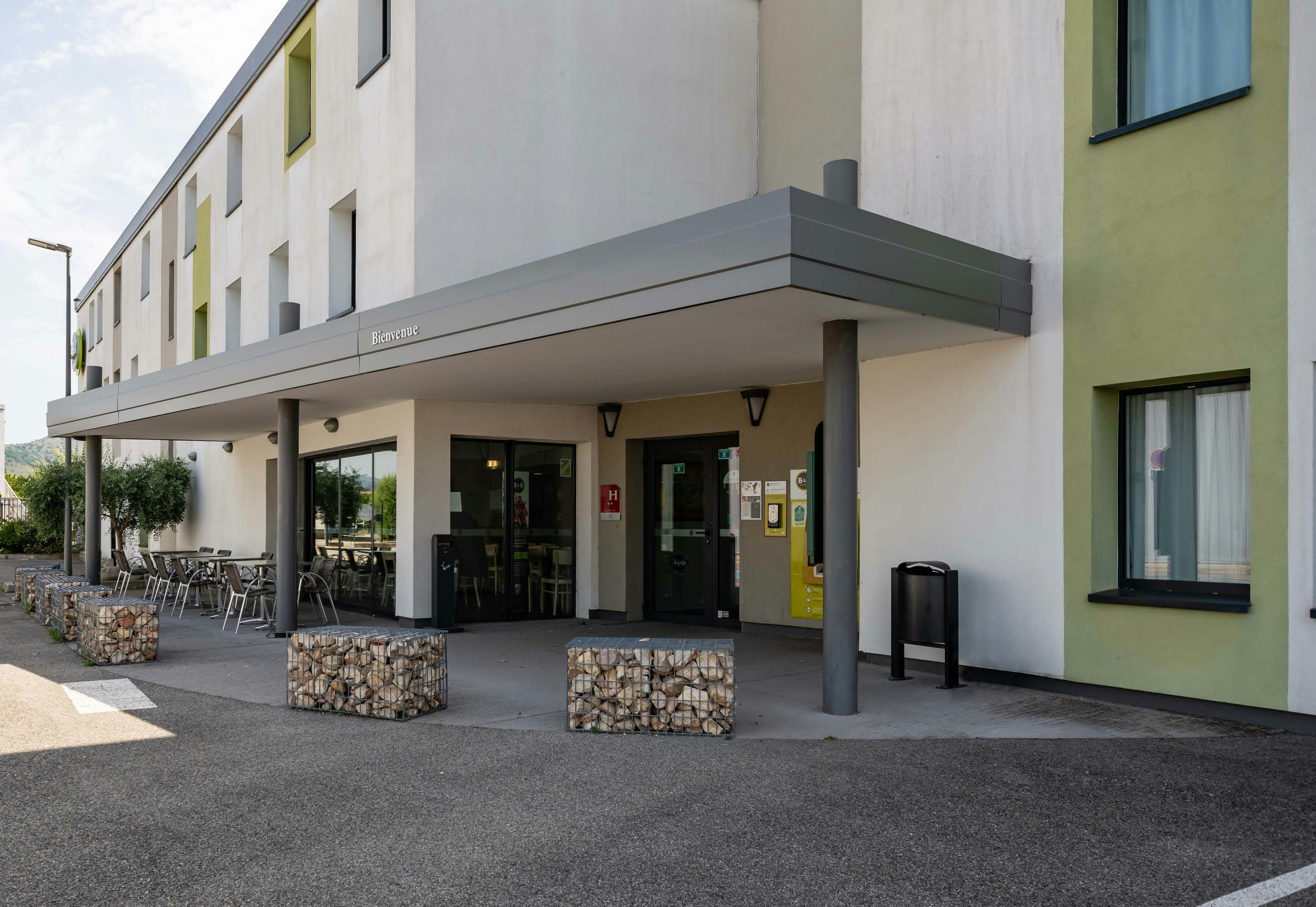 B&B HOTEL Aubenas 25/27