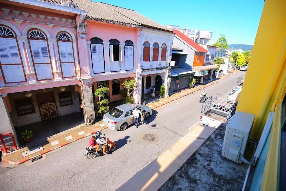 Phuket Old Town Hostel 56/61
