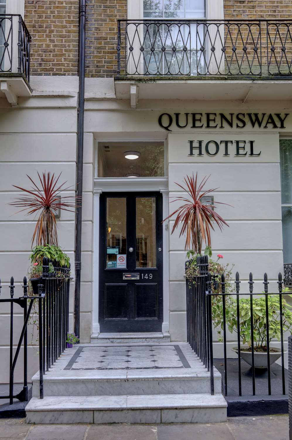 Queensway Hotel, Sure Hotel Collection by Best Western 11/38