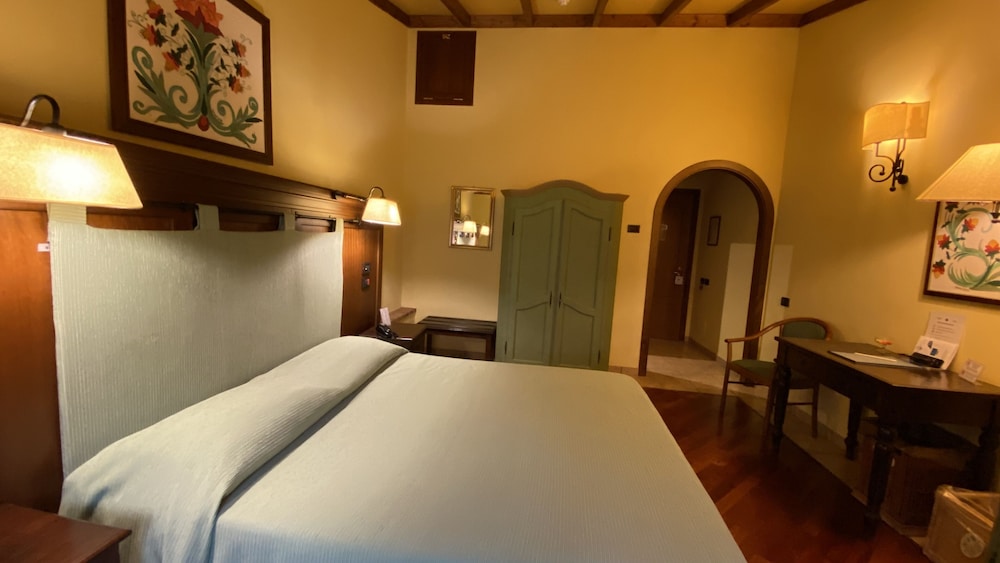 Relais Santa Anastasia 13/55
