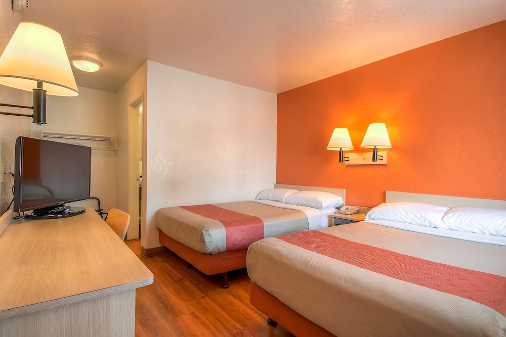 Motel6 El Monte, CA - Los Angeles 26/59