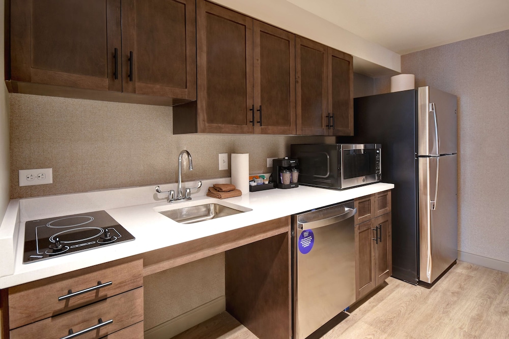 Homewood Suites by Hilton Tuscaloosa Downtown 59/66