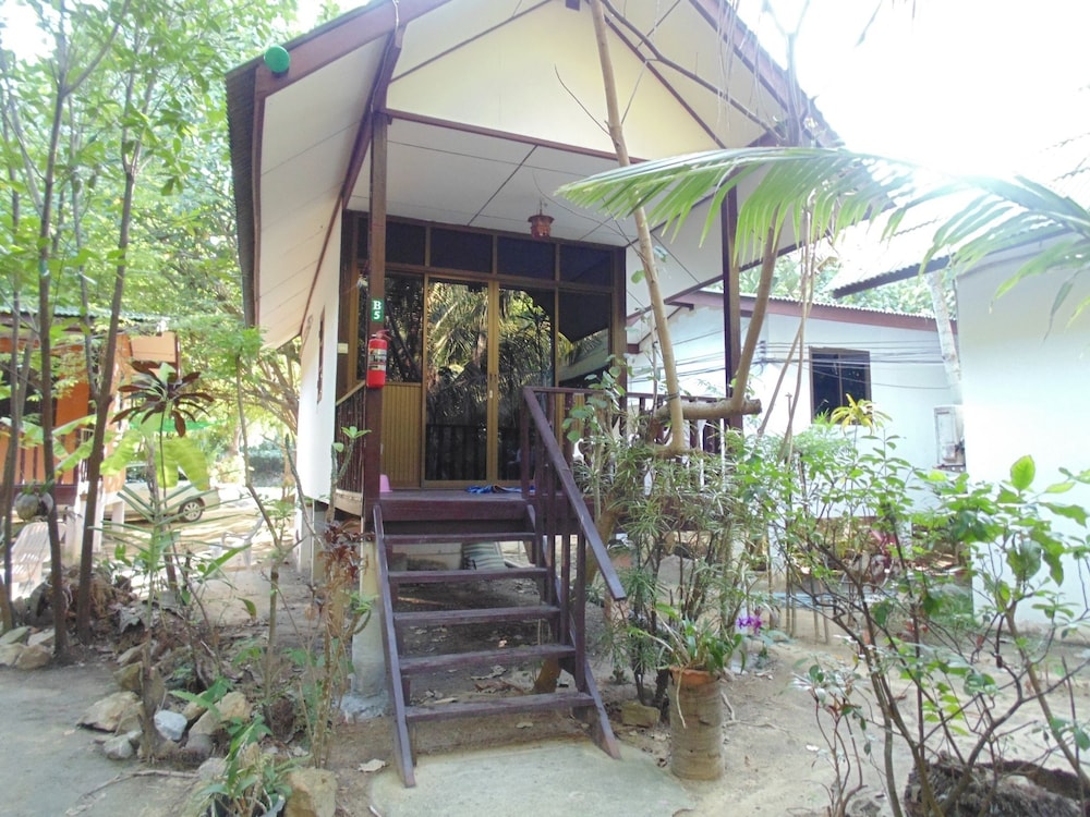 Moonhut Bungalows 5/34