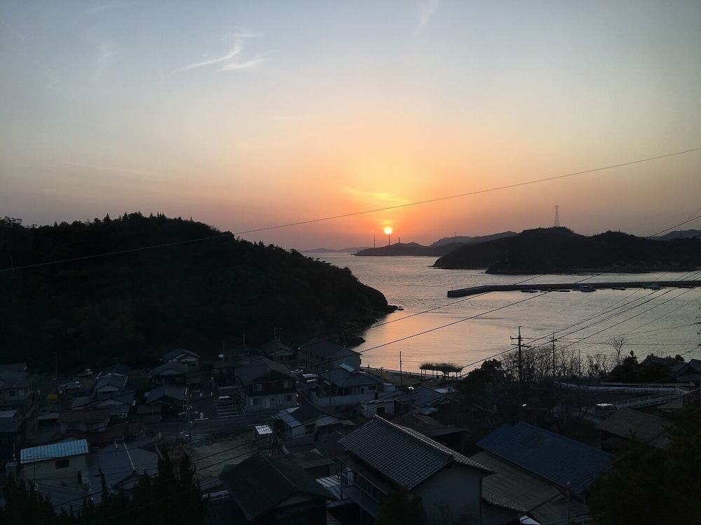 MY LODGE Naoshima 48/50