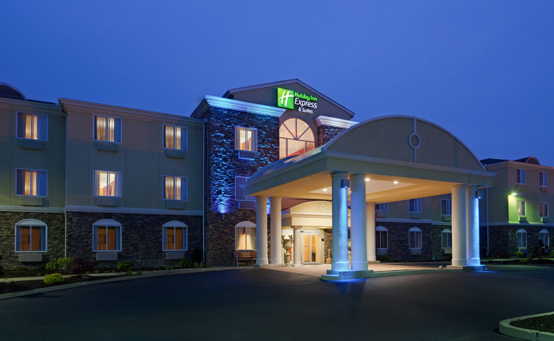 Holiday Inn Express Hotel And Suites Swansea 2/50