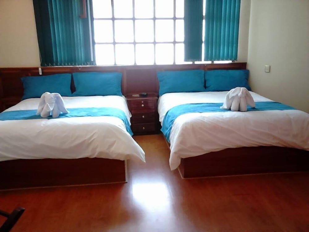 Hotel Donde Marcelo 33/68