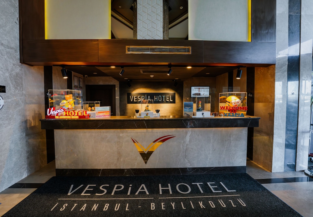 Vespia Hotel 8/70