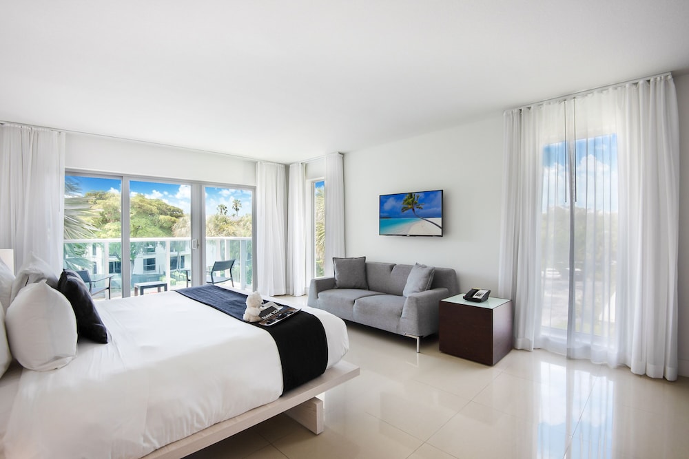 Beach Haus Bal Harbour 40/76