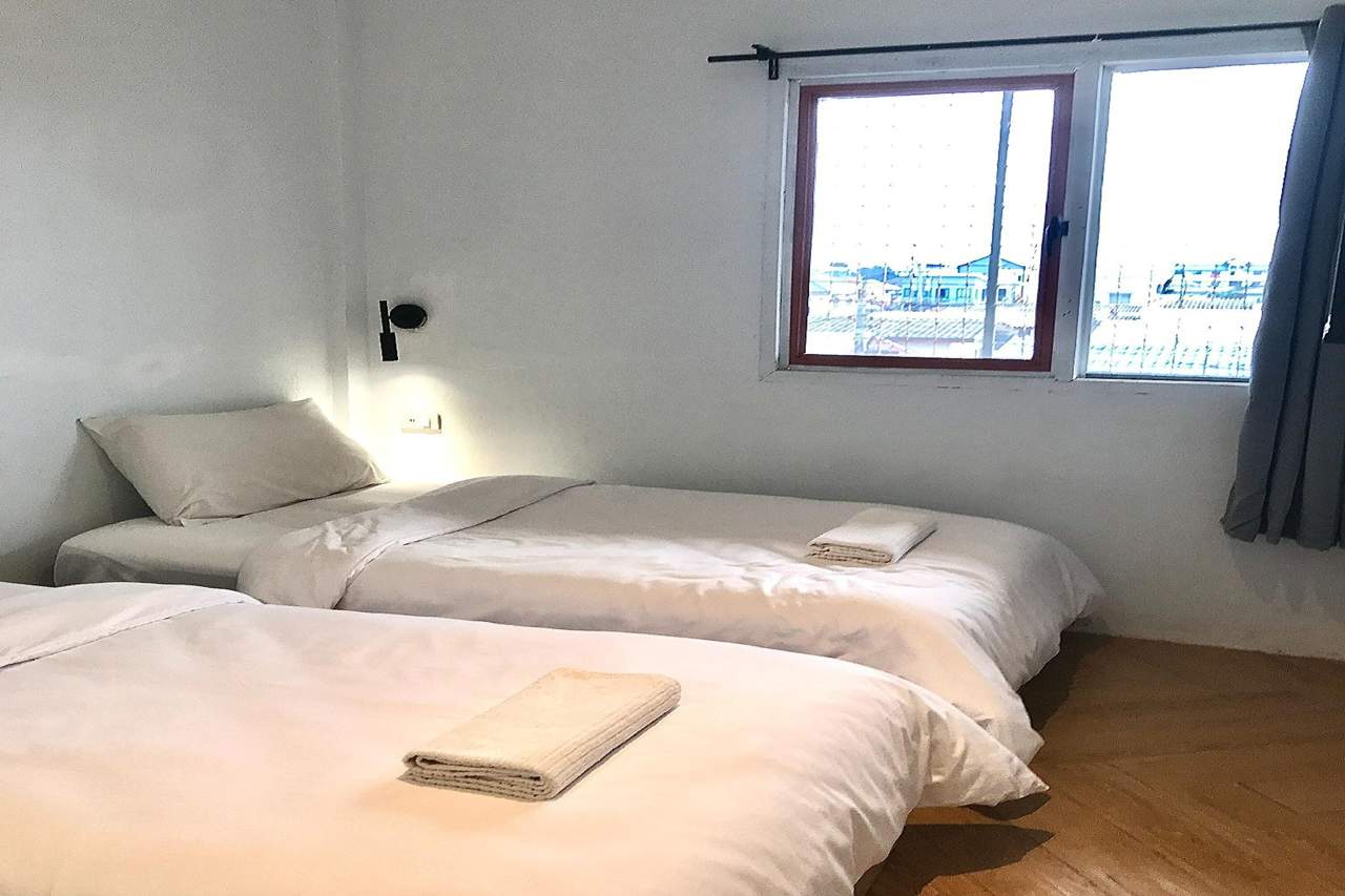 Beige Poshtels Hostel 8/49