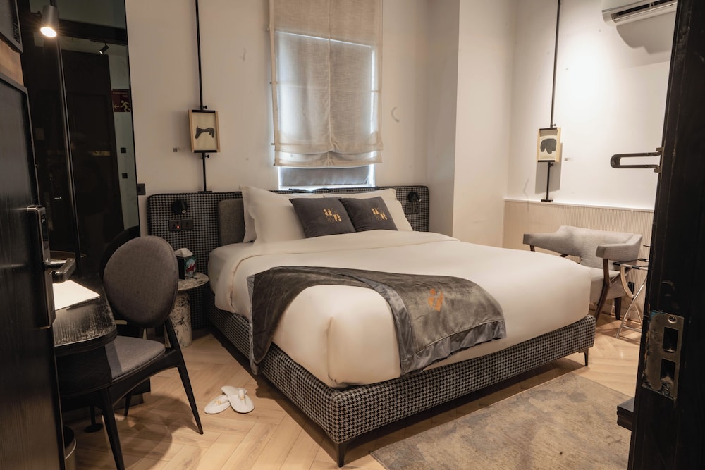 Ambiance Boutique Art Hotel Lahore 7/46