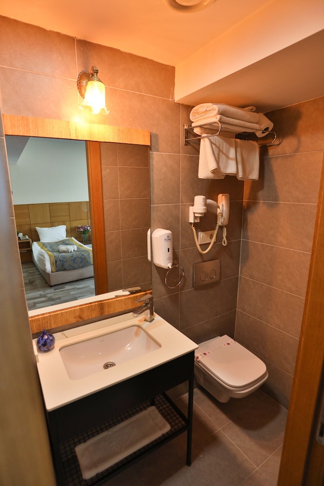 CUMBALI PLAZA HOTEL 54/54