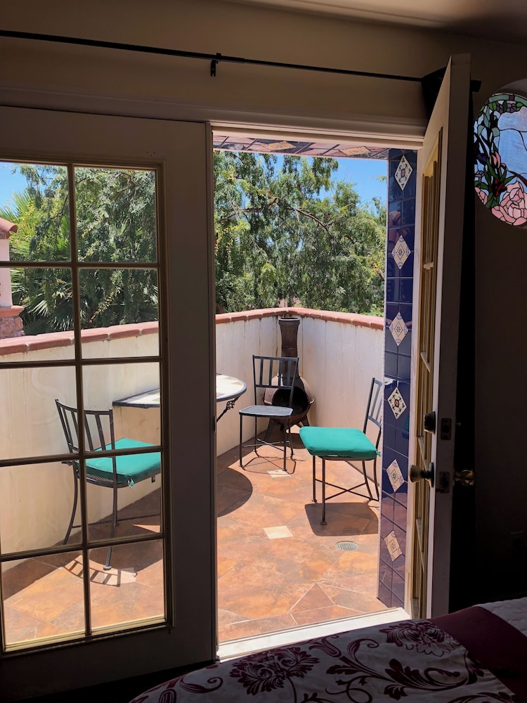 Chantico Inn 50/70