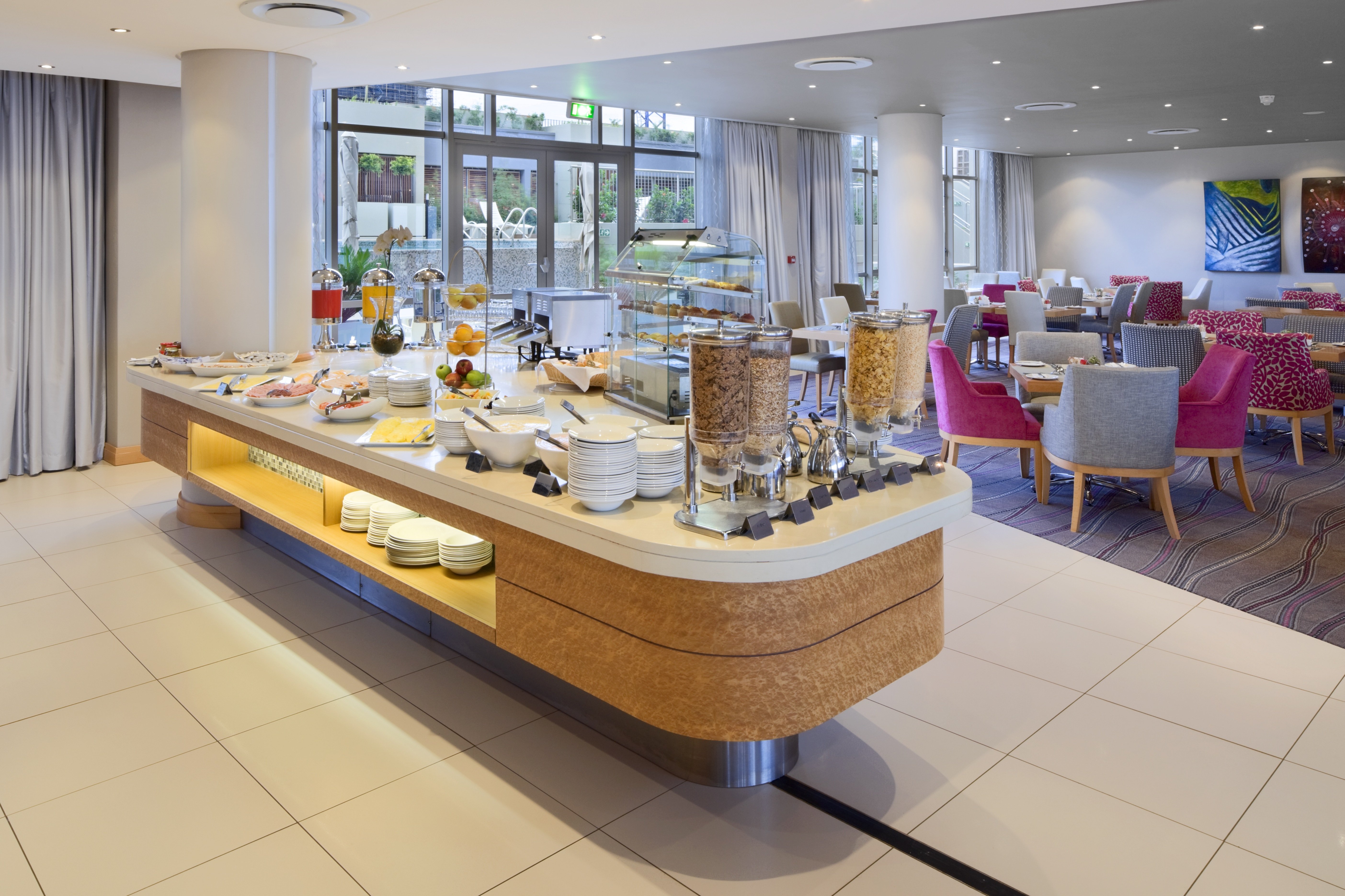 HOLIDAY INN EXPRESS DURBAN - UMHLANGA 58/83