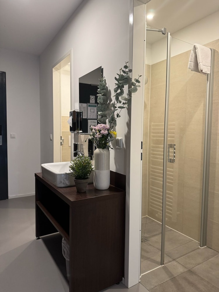 AR City Hotel Berlin 8/50