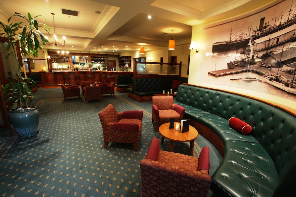 Rutherford Hotel Nelson 36/64