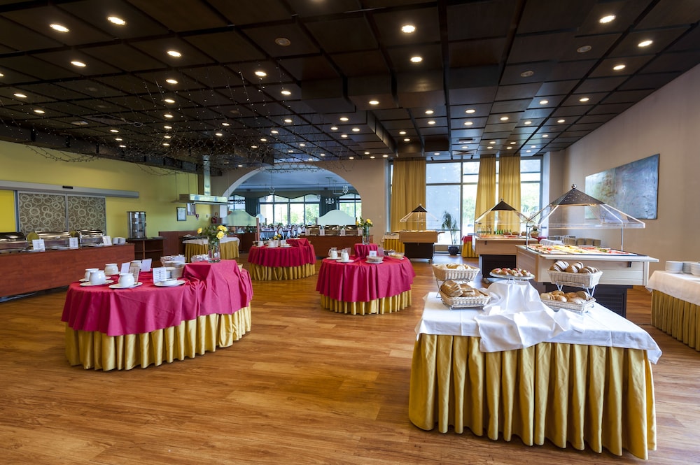 Radin Hotel 29/43