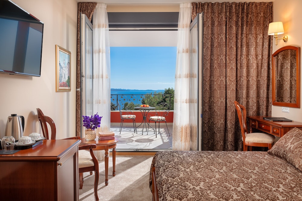 Hotel Cvita 41/58