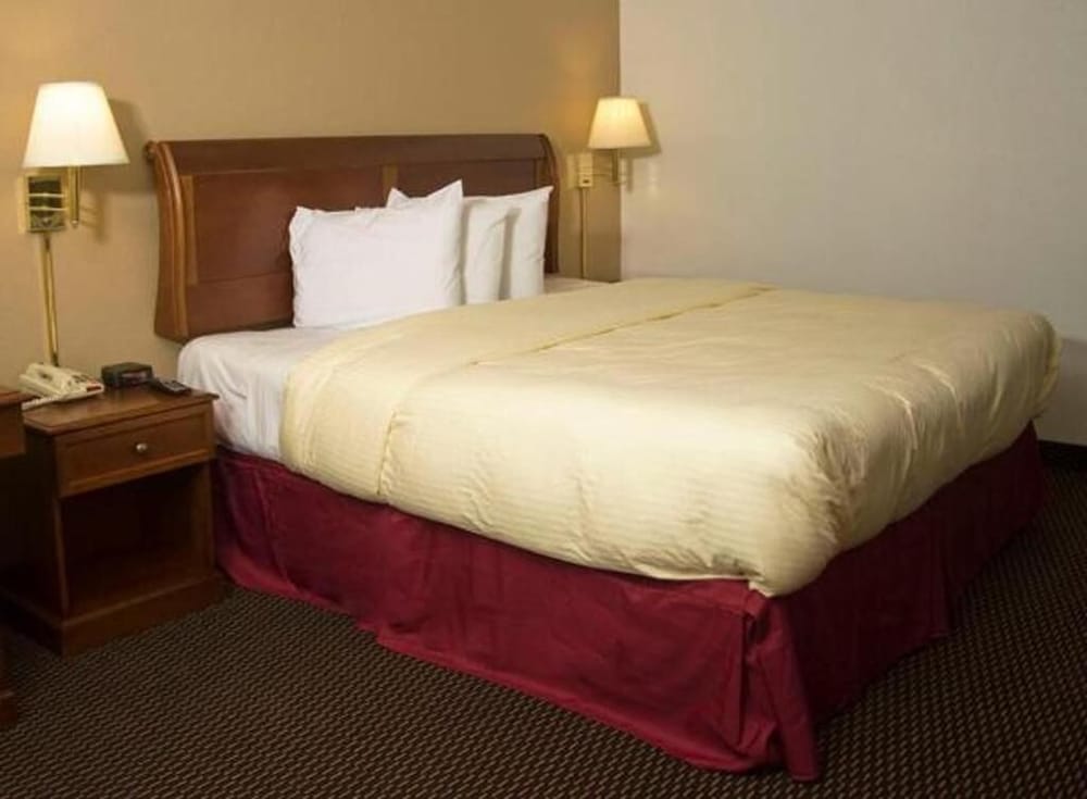 Express Inn Suites 14/29