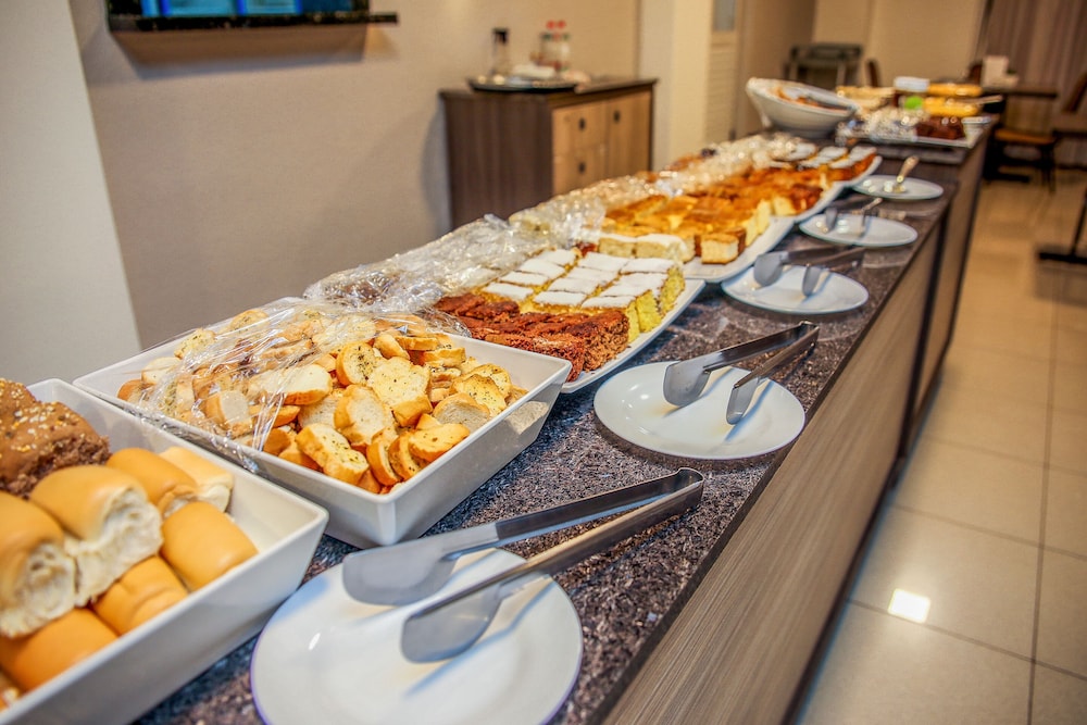 Rede Andrade Vivaldi Hotel 25/50