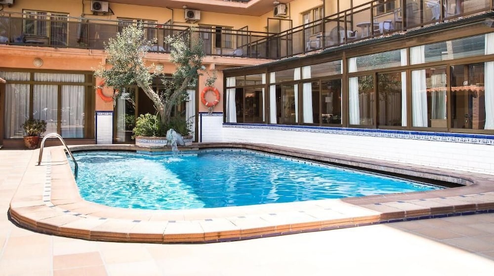 Camposol Hotel 26/27