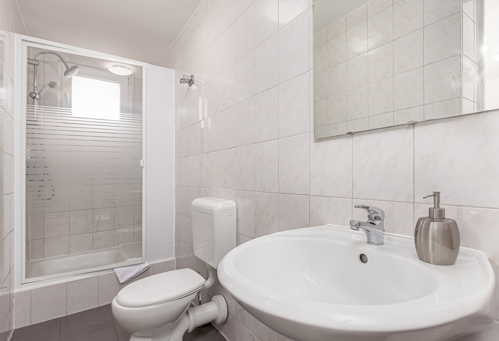 Hotel Rutherbach 22/63