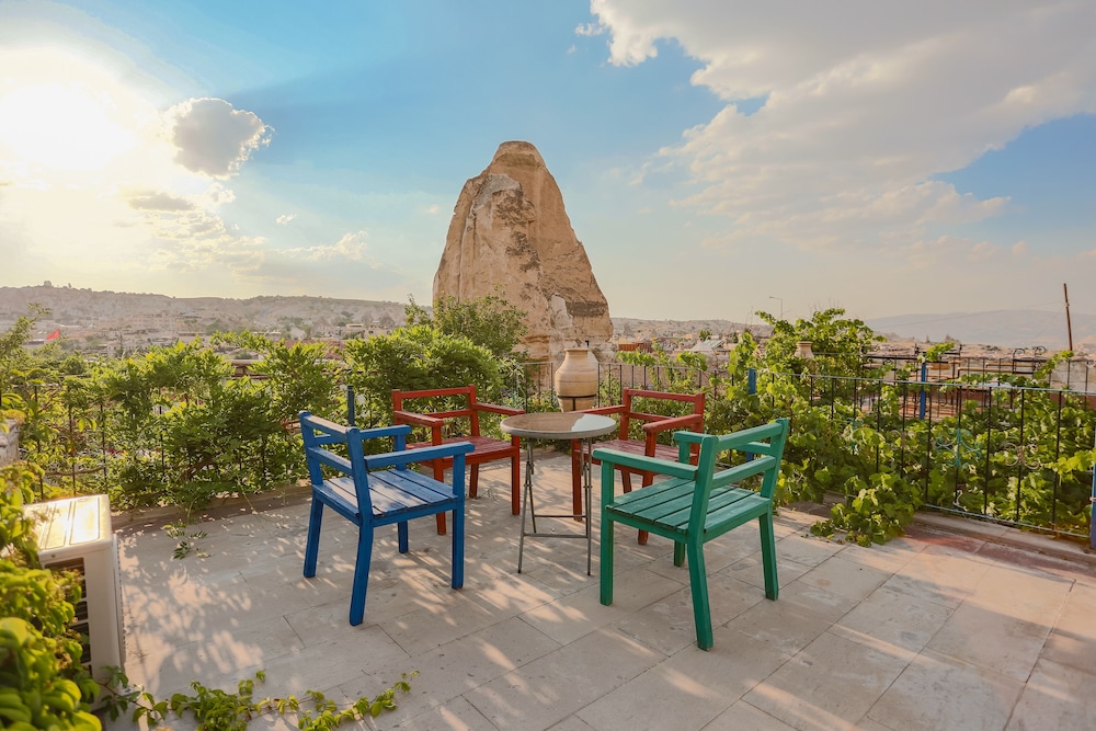 Roc Of Cappadocia 32/49