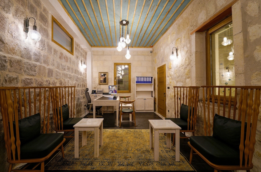 The Niche Cave Hotel +12 Adult 24/50