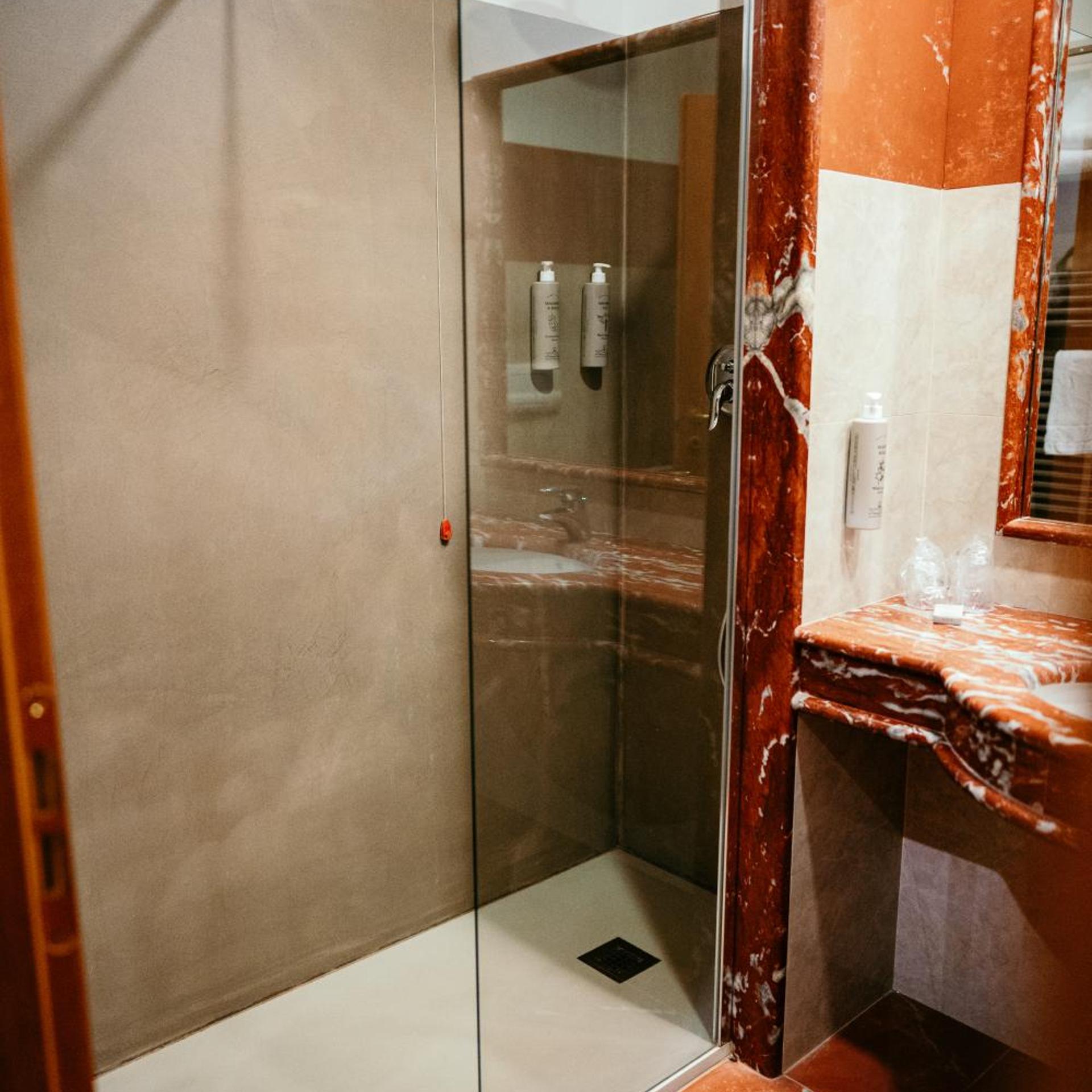 غرفة مزدوجة سوبيريور بشرفة، Grand Hotel La Chiusa Di Chietri 9/10