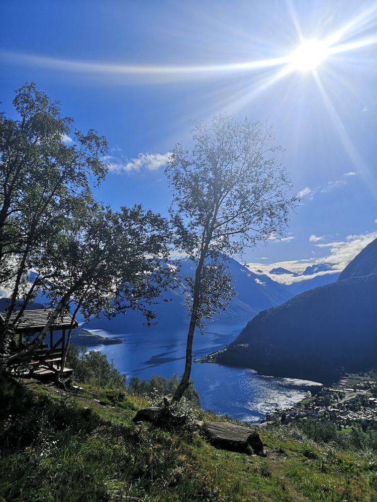 Sagafjord Hotel 32/42