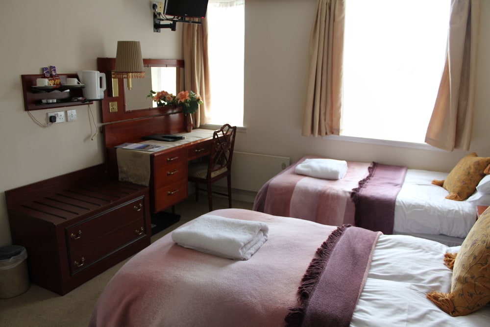 The Alyth Hotel 23/50