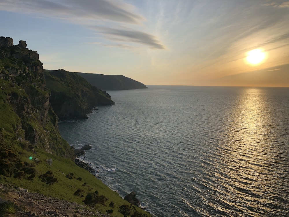 The North Cliff Hotel 46/50