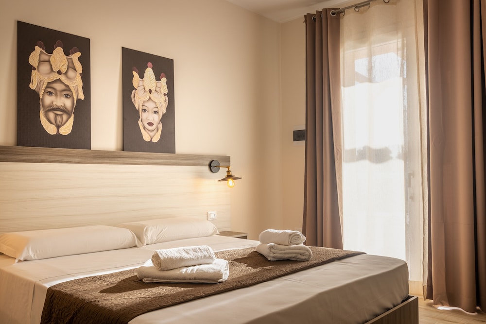 غرفة كومفورت بسرير مزدوج وسرير فردي، Tramonto Ibleo Resort 7/10