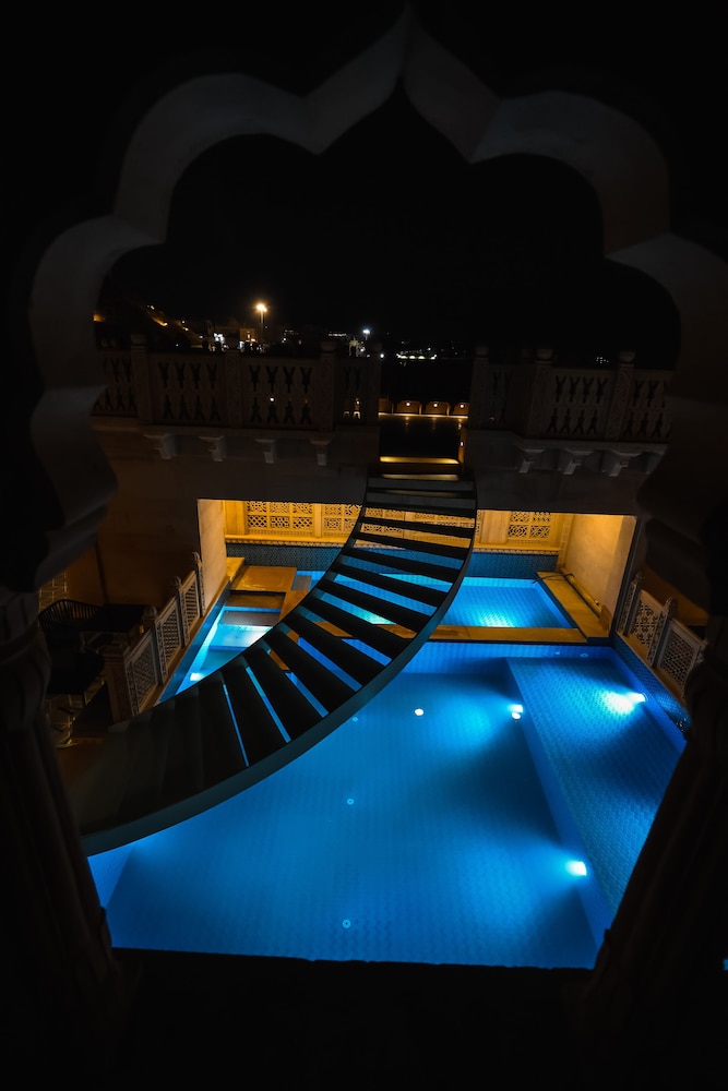 Guulab Haveli 6/50
