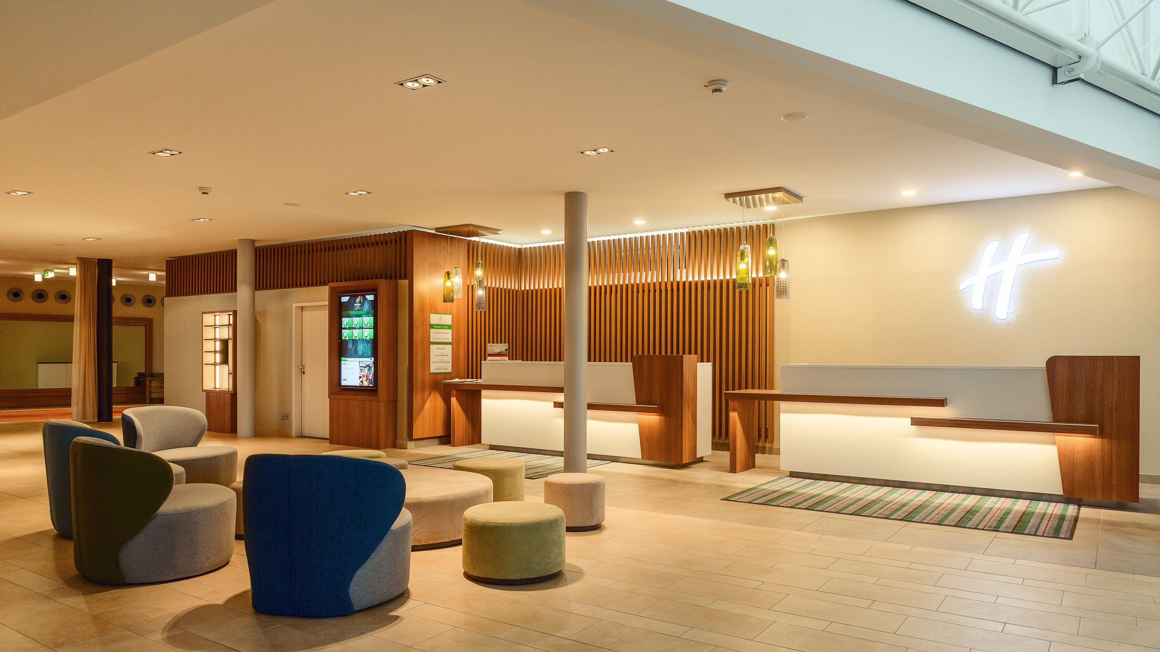 Holiday Inn Berlin Airport Conference Centre Formerly Holiday Inn Berlin International Airport 53/75