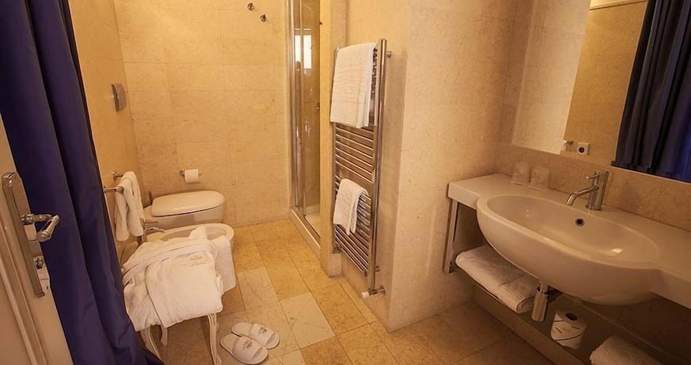 Palace Hotel Vieste 40/42