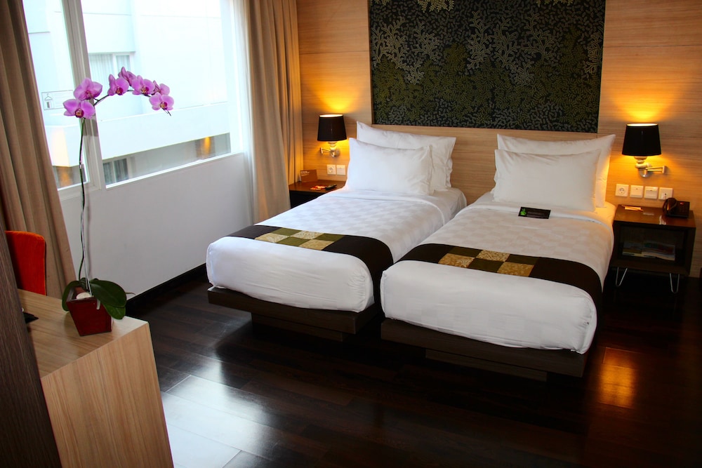 b Hotel Bali & Spa 16/73