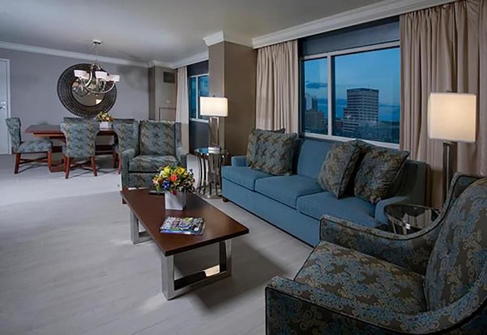 Ballys Evansville Casino And Hotel 37/59