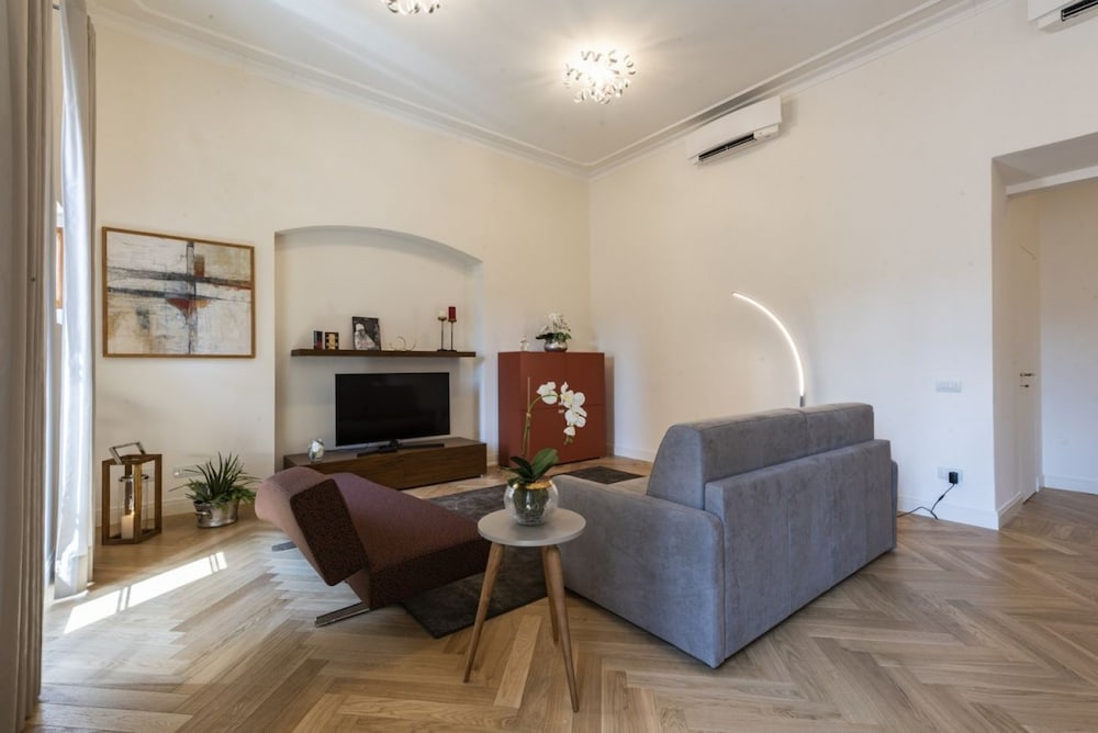 Brunelleschi Stylish 20/31