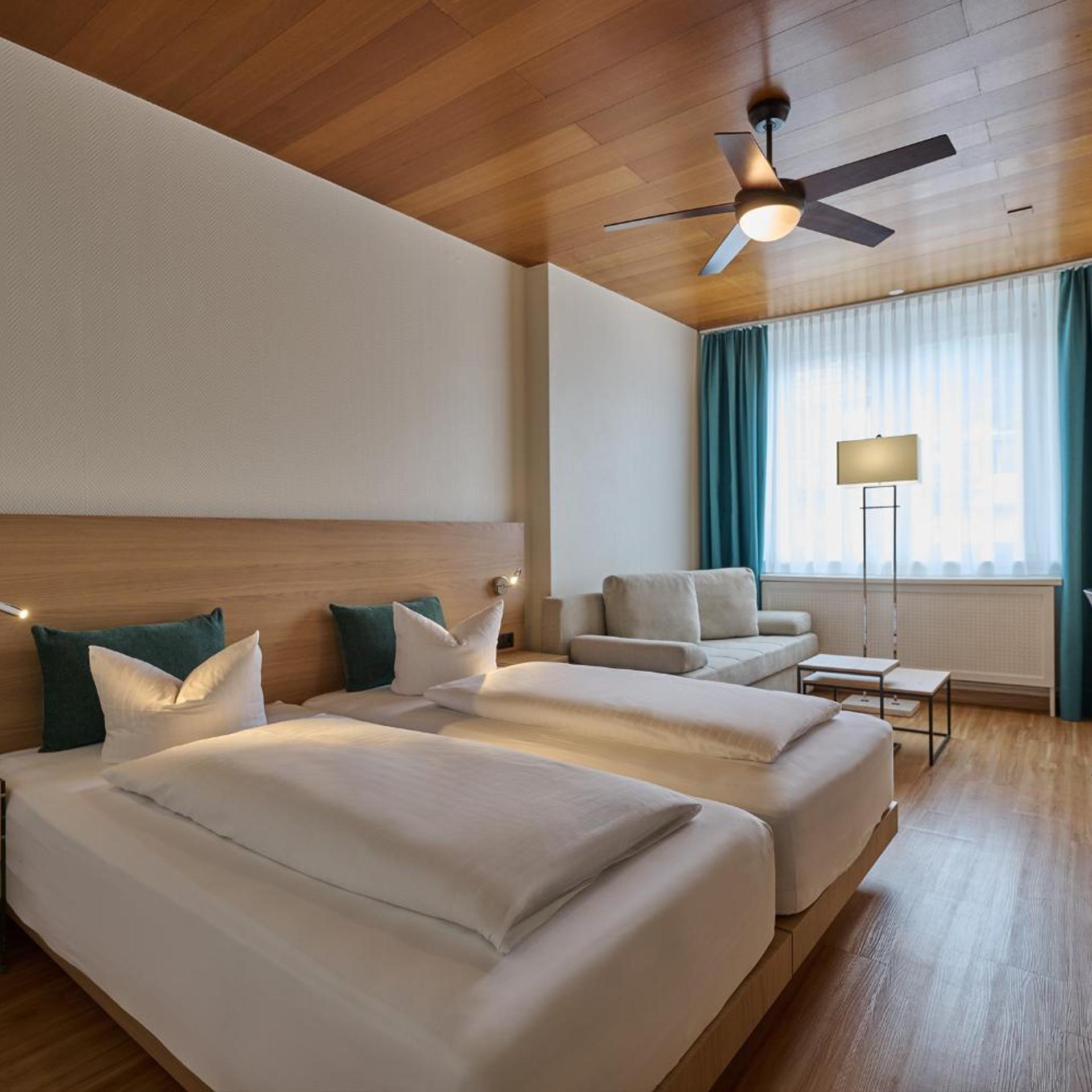 Hotel Bodensee GmbH 12/50