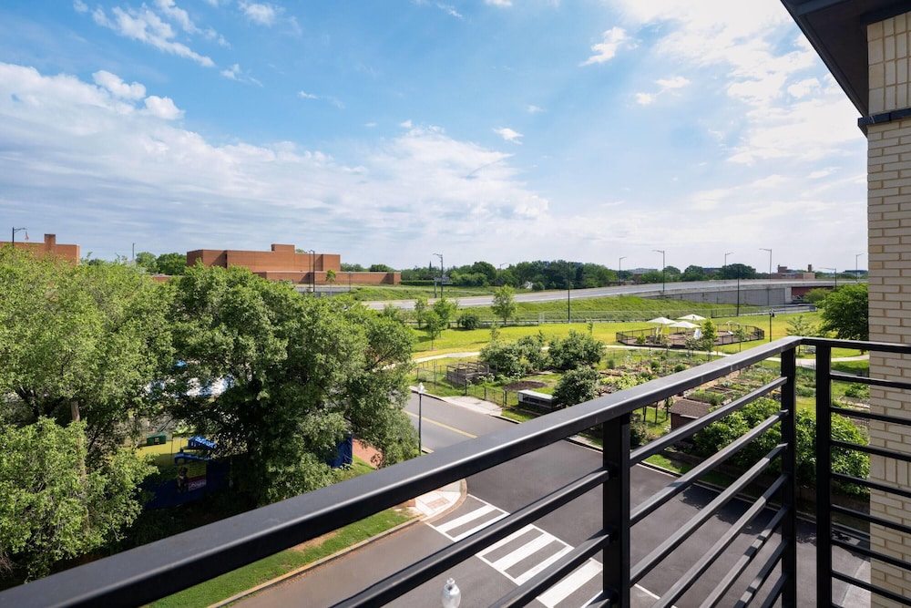 Reside Navy Yard, a Wyndham Residence 67/72