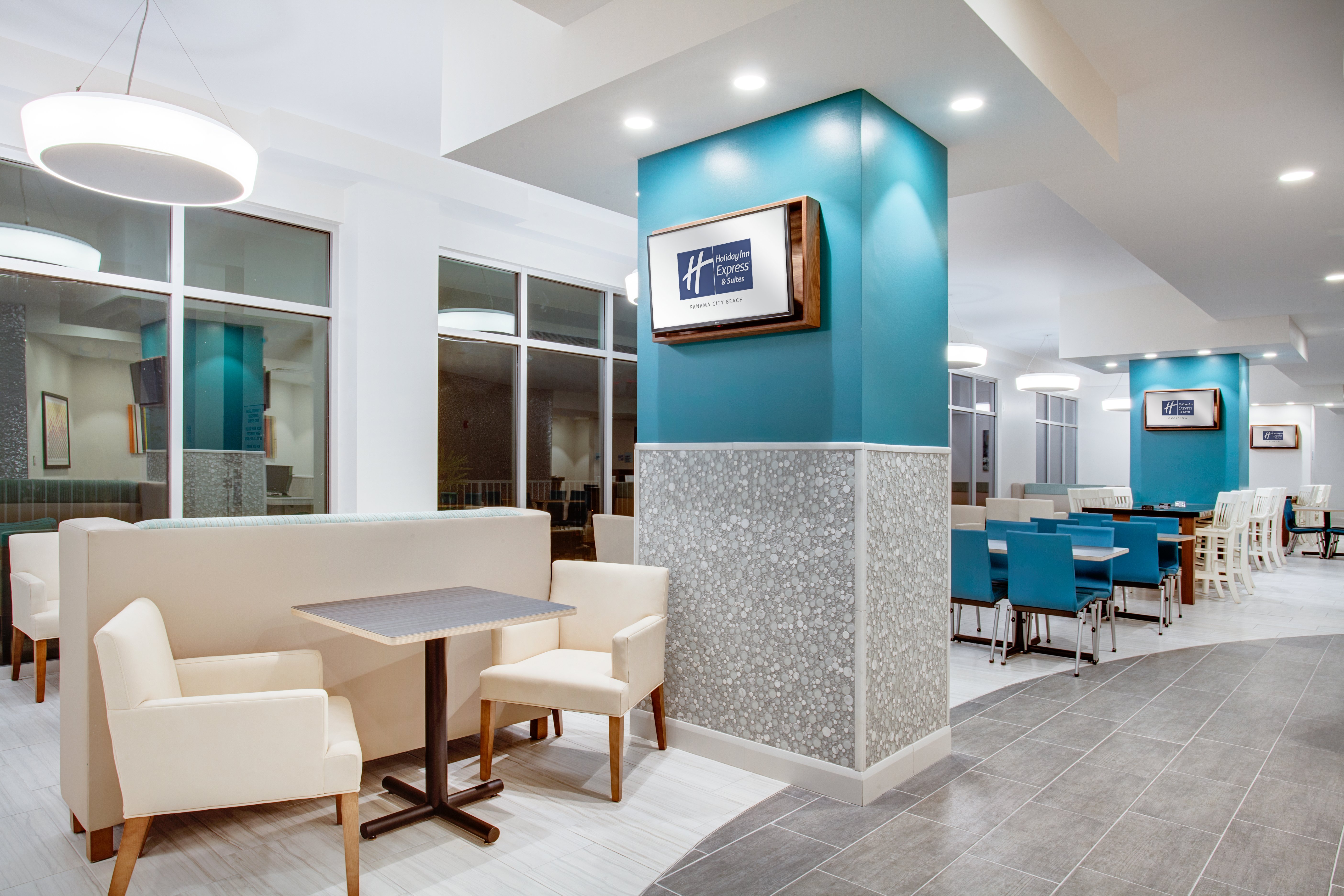 Holiday Inn Express Suites Panama City Beach 30/50