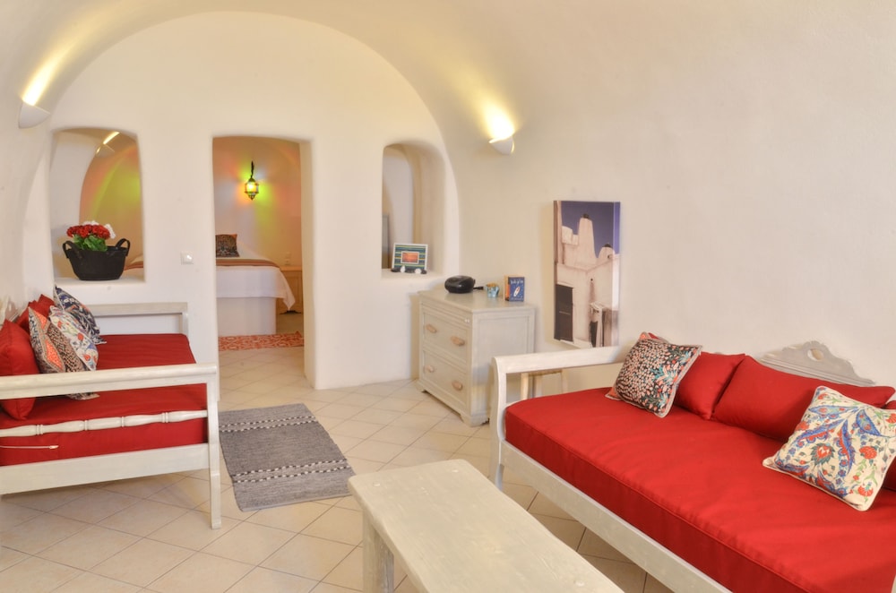 Villa Ariadni 32/50