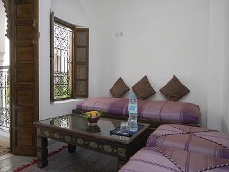Riad Nerja 3/10