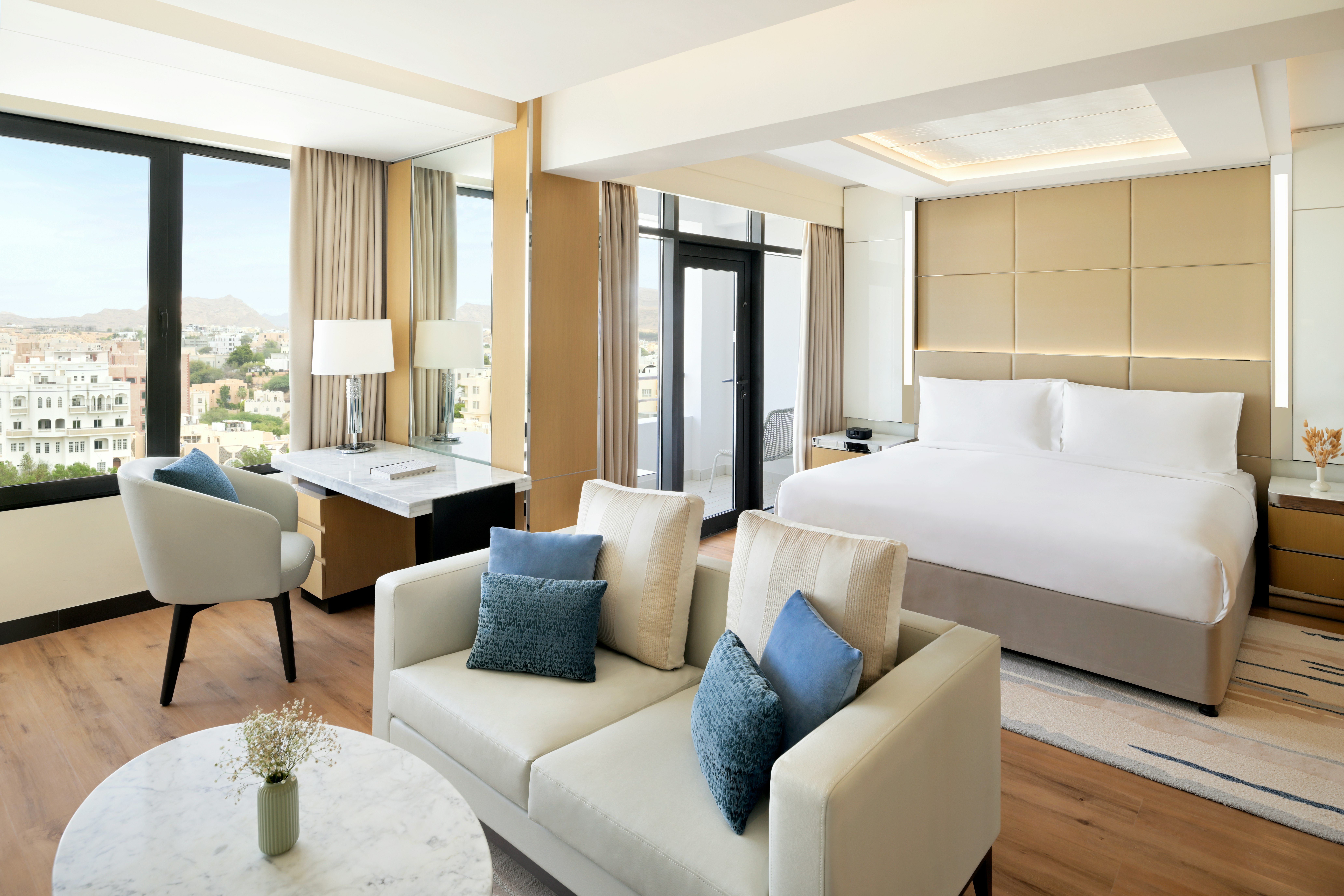 Executive, Suite