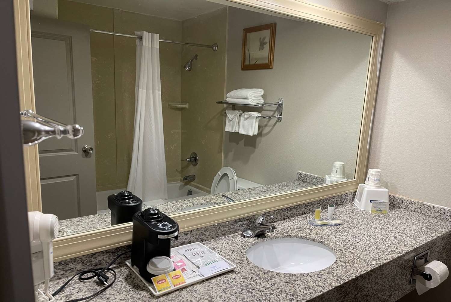 Days Inn by Wyndham Fayetteville-South/I-95 Exit 49 29/31